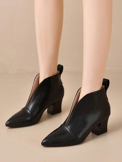Ladies' Fashionable Boots