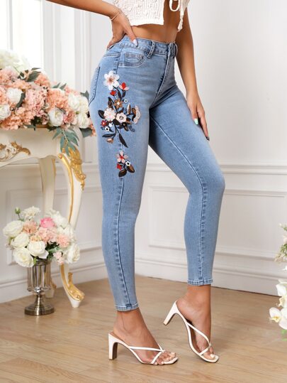 Floral Embroidery Skinny Jeans