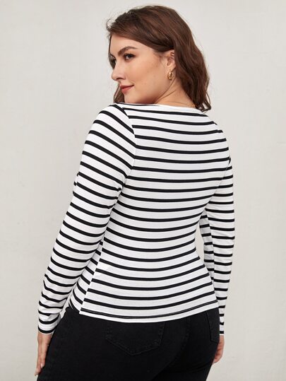SHEIN BASICS размера плюс Футболка в полоску с круглым вырезом