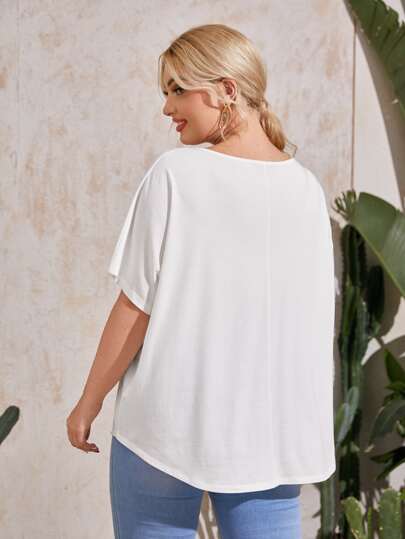 SHEIN EZwear Футболка размера плюс с v-образным воротником