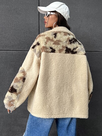 SHEIN Куртка тедди с камуфляжным принтом со спущенным плечом