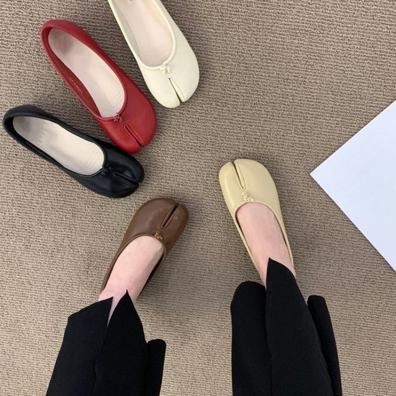 Одиночная обувь, Женская обувь, Обувь на плоской подошве