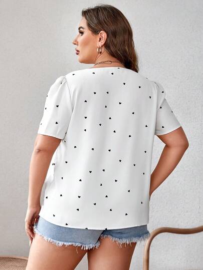SHEIN VCAY размера плюс Блуза с принтом сердечка с асимметричным воротником с пышным рукавом